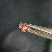 Load image into Gallery viewer, Natural Sunset Padparadscha 3.12 carat