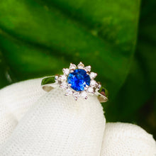 画像をギャラリービューアに読み込む, Ring -Blue sapphire & Diamond 18k Gold J N Gems