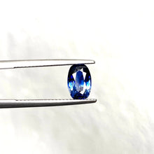 Load image into Gallery viewer, Bi Color Sapphire - J N Gems