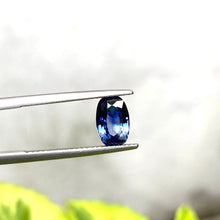 Load image into Gallery viewer, Bi Color Sapphire - J N Gems