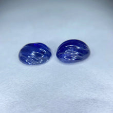 Load image into Gallery viewer, Blue Sapphire 17.82 carat - J N Gems