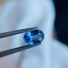 Load image into Gallery viewer, Blue sapphire - J N Gems