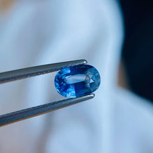 Load image into Gallery viewer, Blue sapphire - J N Gems