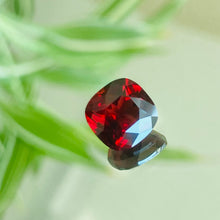 Load image into Gallery viewer, Red Garnet 4.99 carat J N Gems