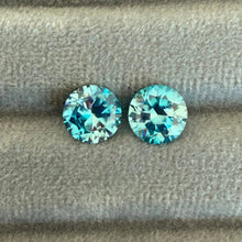 Load image into Gallery viewer, Zircon 6.07 carat - J N Gems