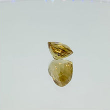 ギャラリービューアNatural Sinhalite 6.58 caratに読み込んでビデオを見る