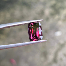 画像をギャラリービューアに読み込む, 3.23ct Natural Color Change Spessartine Garnet - J N Gems