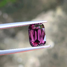 画像をギャラリービューアに読み込む, 3.23ct Natural Color Change Spessartine Garnet - J N Gems