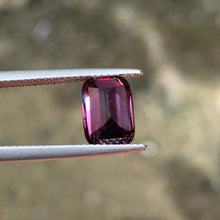 画像をギャラリービューアに読み込む, 3.23ct Natural Color Change Spessartine Garnet - J N Gems