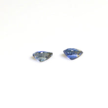 Load image into Gallery viewer, Bi Color Sapphire 0.41ct Natural pair - J N Gems