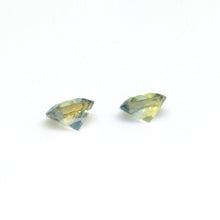 Load image into Gallery viewer, Bi Color Sapphire 0.88 carat Natural pair - J N Gems