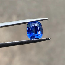 Load image into Gallery viewer, 2.14 carat Natural Blue Sapphire J N Gems
