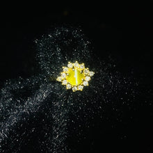 Load image into Gallery viewer, Ring - Chrysoberyl Cat&#39;s Eye &amp; Diamond 18k Gold J N Gems
