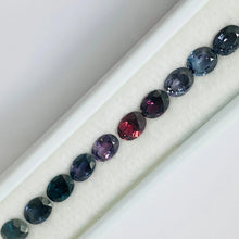 画像をギャラリービューアに読み込む, 10.69 carat Natural Spinel Line - J N Gems
