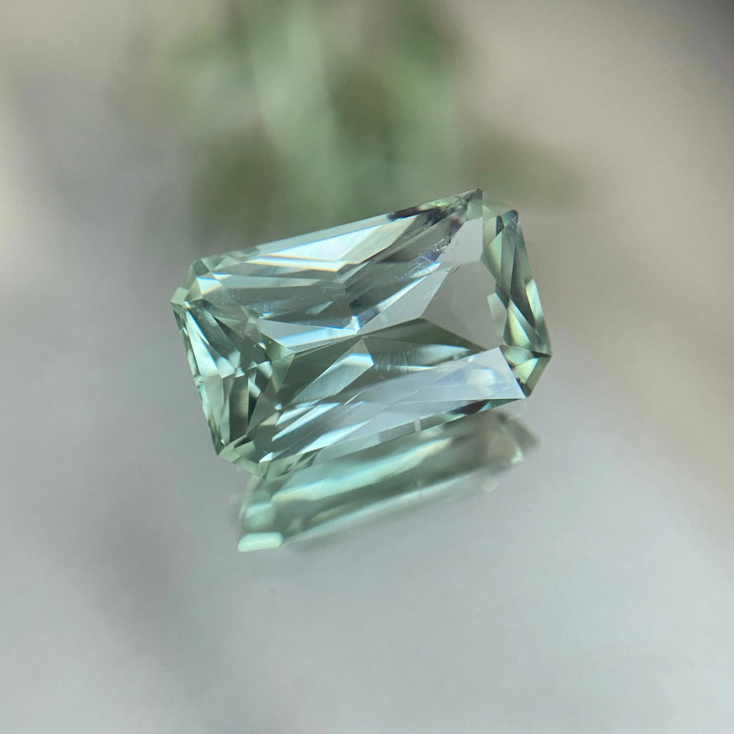 4.68 carat Natural Mint Green Tourmaline jngems