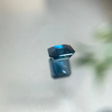 画像をギャラリービューアに読み込む, Natural Teal sapphire 1.58 carat J N Gems
