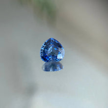 画像をギャラリービューアに読み込む, Blue Sapphire 1.19 carat jngems
