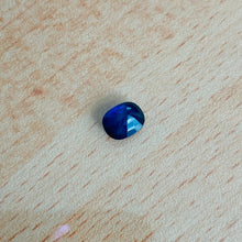 画像をギャラリービューアに読み込む, Ceylon Royal Blue Sapphire 1.37 carat J N Gems
