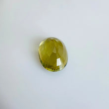 Load image into Gallery viewer, 4.26  carat Natural Chrysoberyl jngems
