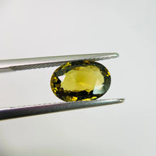 Load image into Gallery viewer, 3.79 carat Natural Chrysoberyl jngems
