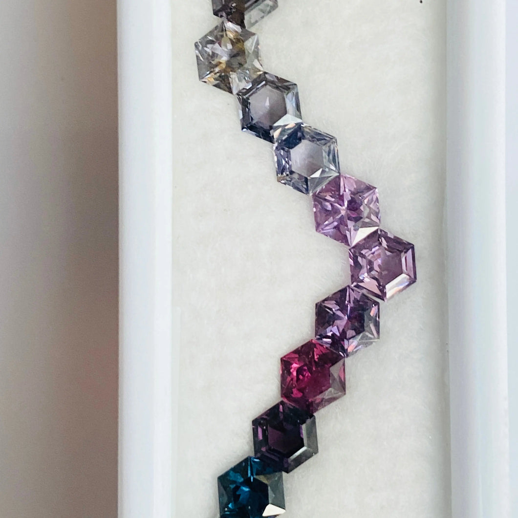 9.50 carat Natural Spinel Hexagon Line jngems