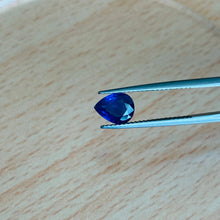 画像をギャラリービューアに読み込む, Royal Blue Sapphire 0.96carat J N Gems
