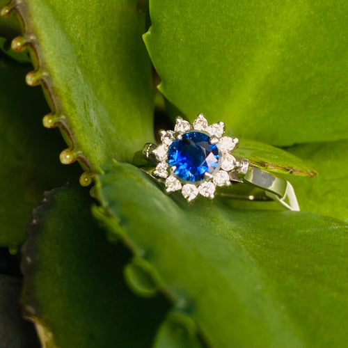 Ring -Blue sapphire & Diamond 18k Gold J N Gems