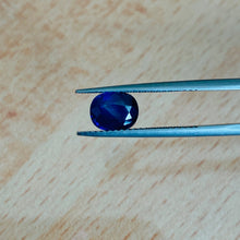 画像をギャラリービューアに読み込む, Ceylon Royal Blue Sapphire 1.37 carat J N Gems
