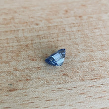 画像をギャラリービューアに読み込む, 2.68 carat Unheated Blue Sapphire J N Gems
