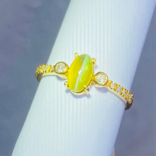 Load image into Gallery viewer, Ring - Chrysoberyl Cat&#39;s Eye &amp; Diamond 18k Gold J N Gems
