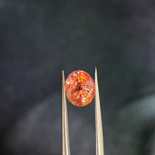 Load image into Gallery viewer, Natural Sunset Padparadscha 3.12 carat
