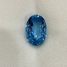 Load image into Gallery viewer, Natural Santa Maria Aquamarine 10.23 carat
