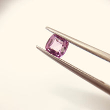 Load image into Gallery viewer, Pink Sapphire 1.02 carat
