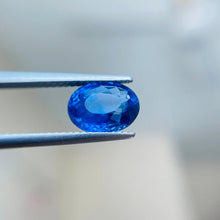 Load image into Gallery viewer, Cornflower Blue Sapphire 3.26 - J N Gems
