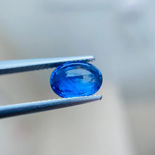 Load image into Gallery viewer, Cornflower Blue Sapphire 3.26 - J N Gems
