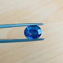 Load image into Gallery viewer, Cornflower Blue Sapphire 4.35 - J N Gems
