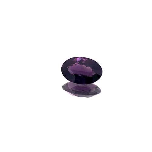 Garnet 3.70 carat. Color change - J N Gems