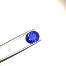 Load image into Gallery viewer, Blue Sapphire 4.44 carat J N Gems
