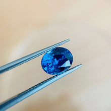 画像をギャラリービューアに読み込む, Natural Cornflower Blue Sapphire 2.80 carat - J N Gems
