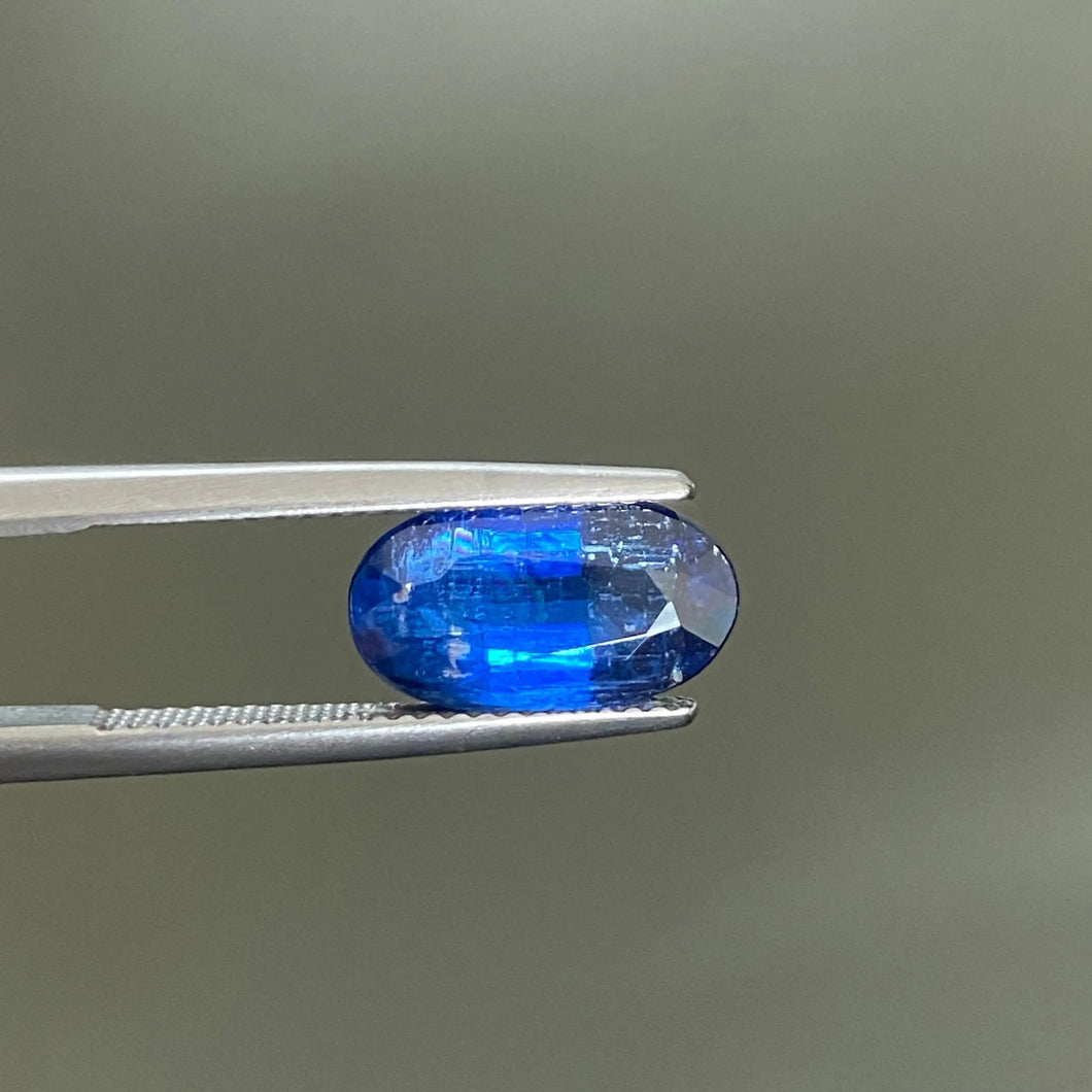 Natural Iolite 4.70 carat - J N Gems