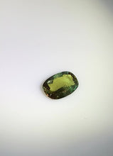 Load and play video in Gallery viewer, 1.14 carat Natural Alexandrite
