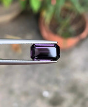 Load image into Gallery viewer, 8.14 carat Natural Spinel - J N Gems
