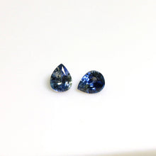 Load image into Gallery viewer, Bi Color Sapphire 0.41ct Natural pair - J N Gems
