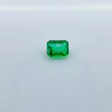 Load image into Gallery viewer, 1.23 carat Natural Emerald
