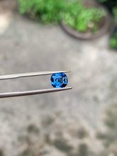 Load image into Gallery viewer, 1.30 carat Natural Teal Sapphire
