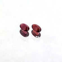 画像をギャラリービューアに読み込む, Spinel 0.76 carat Pair of Natural - J N Gems
